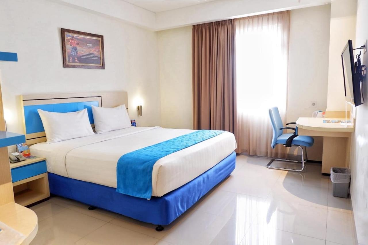 Hotel Brothers Biru Solo Baru Exterior foto