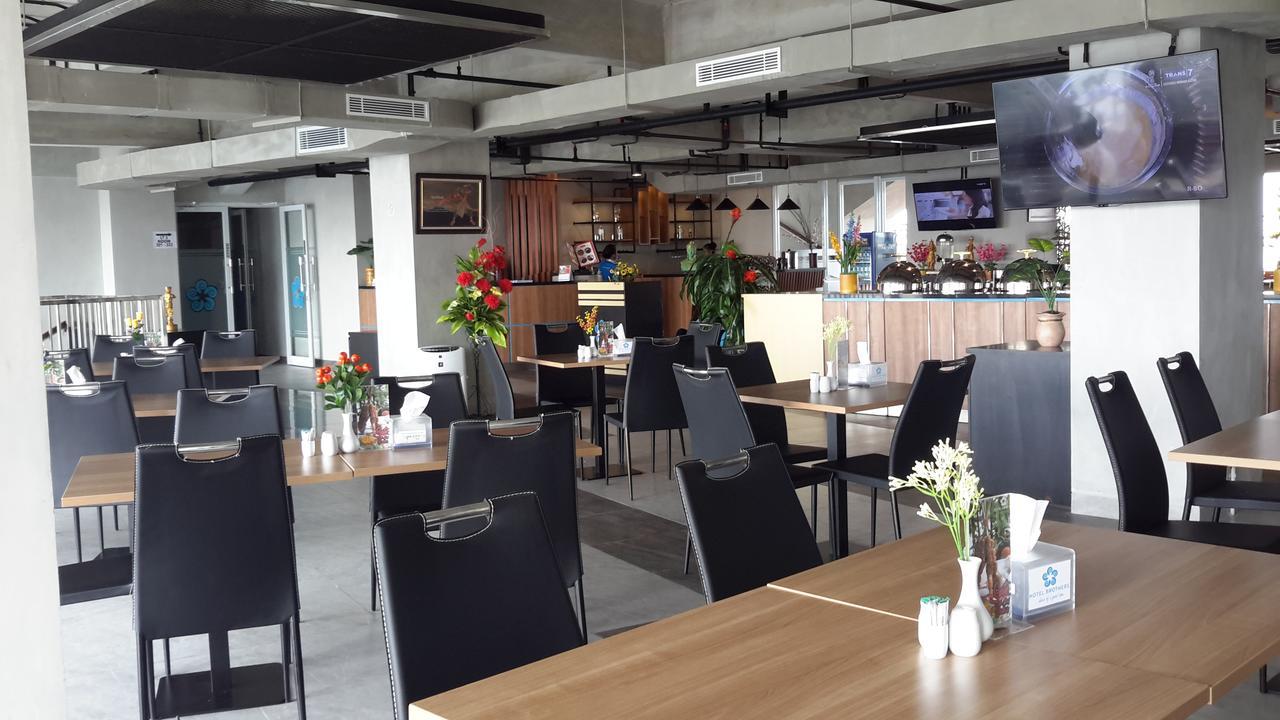 Hotel Brothers Biru Solo Baru Exterior foto