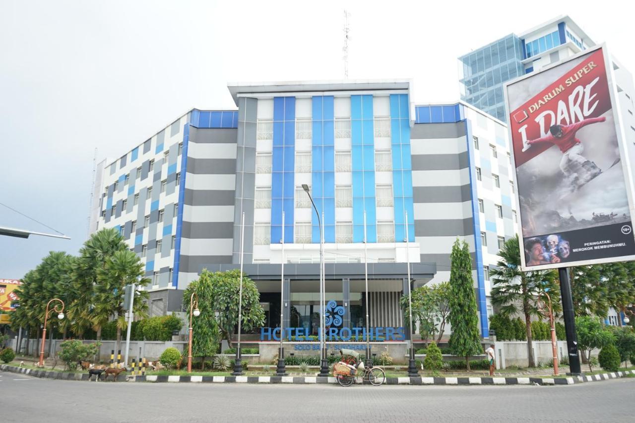 Hotel Brothers Biru Solo Baru Exterior foto