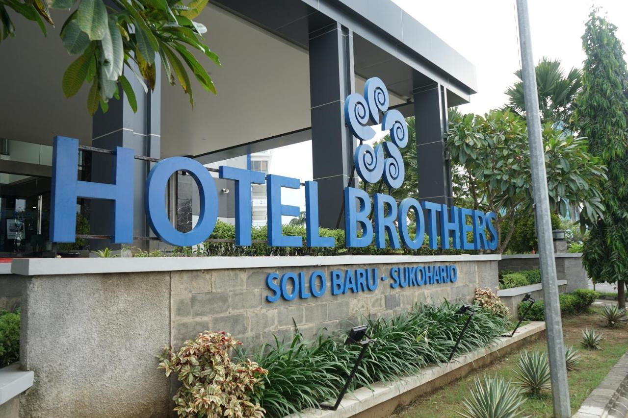 Hotel Brothers Biru Solo Baru Exterior foto