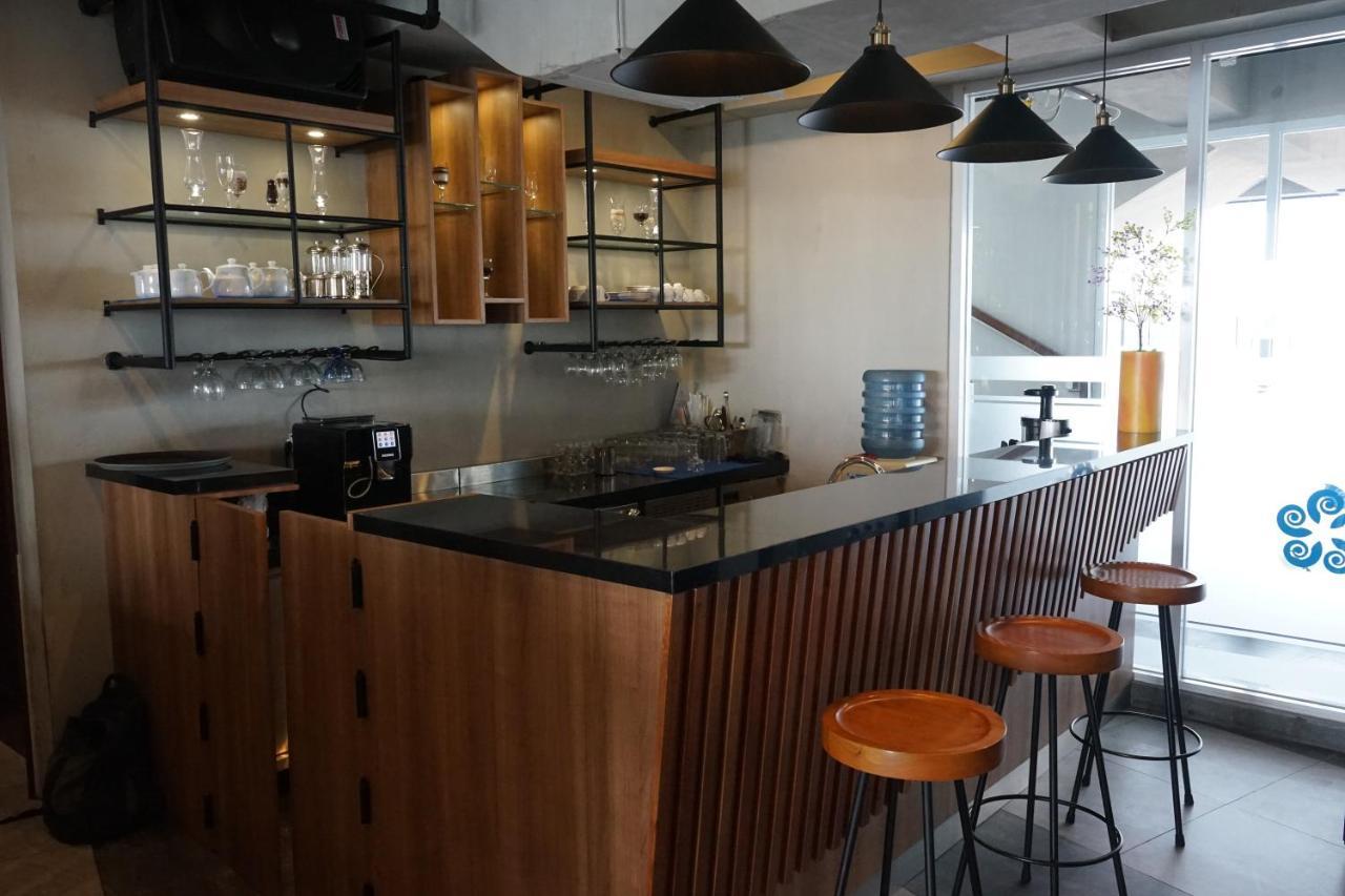 Hotel Brothers Biru Solo Baru Exterior foto
